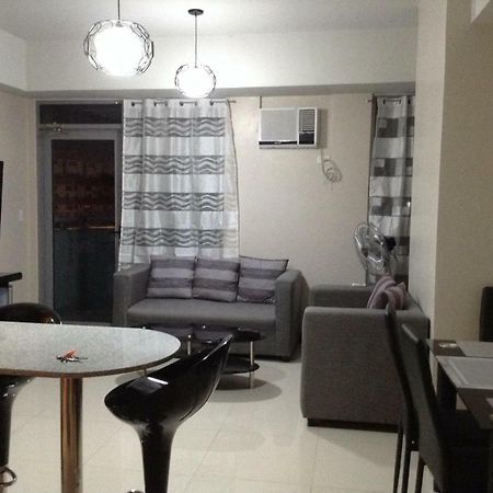 Cubao Manhattanheights Unit 11A Tower B, 2Br Manila Kültér fotó